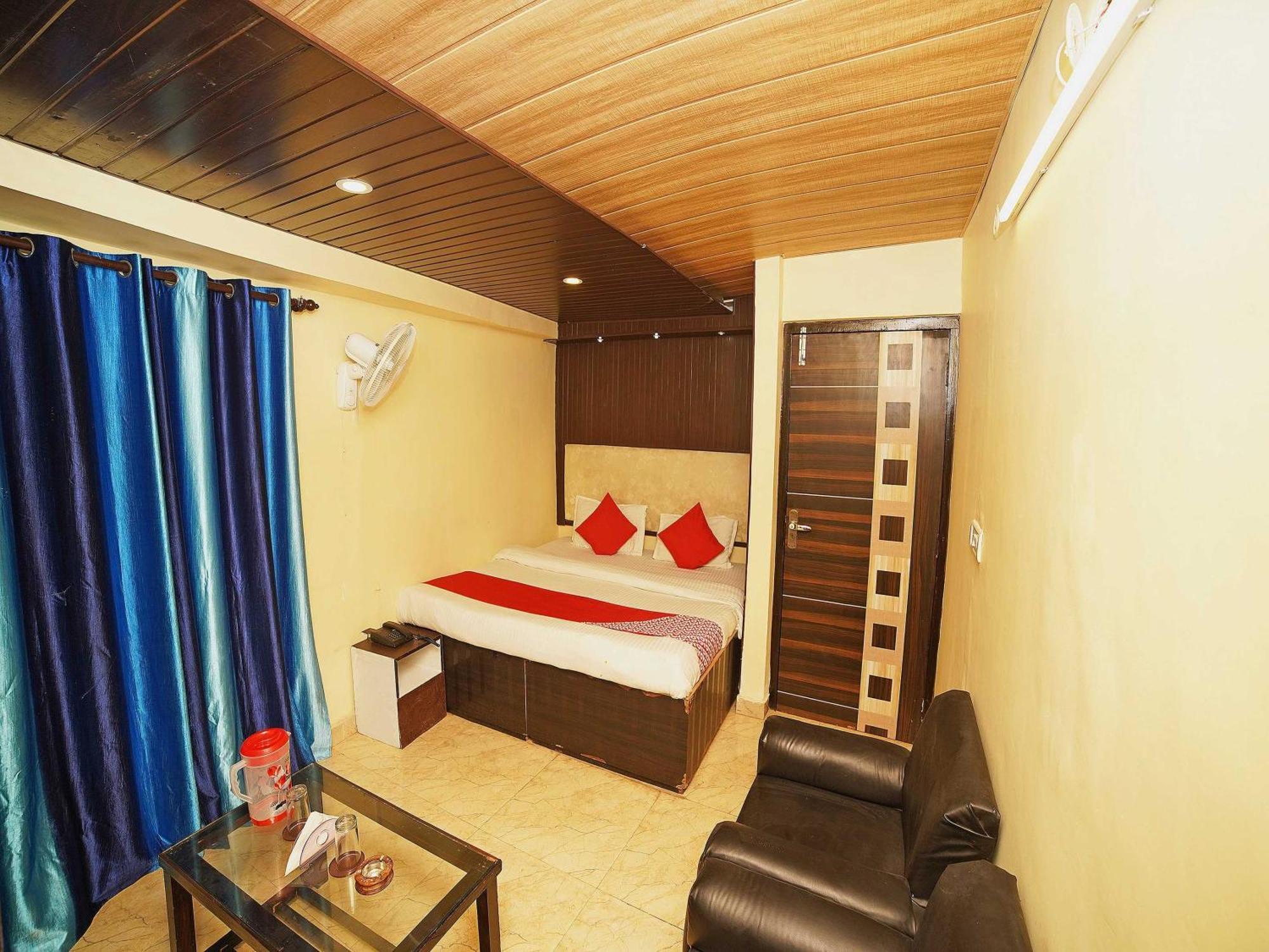 Oyo Flagship 8594 Golden Nest Nainital Exterior foto