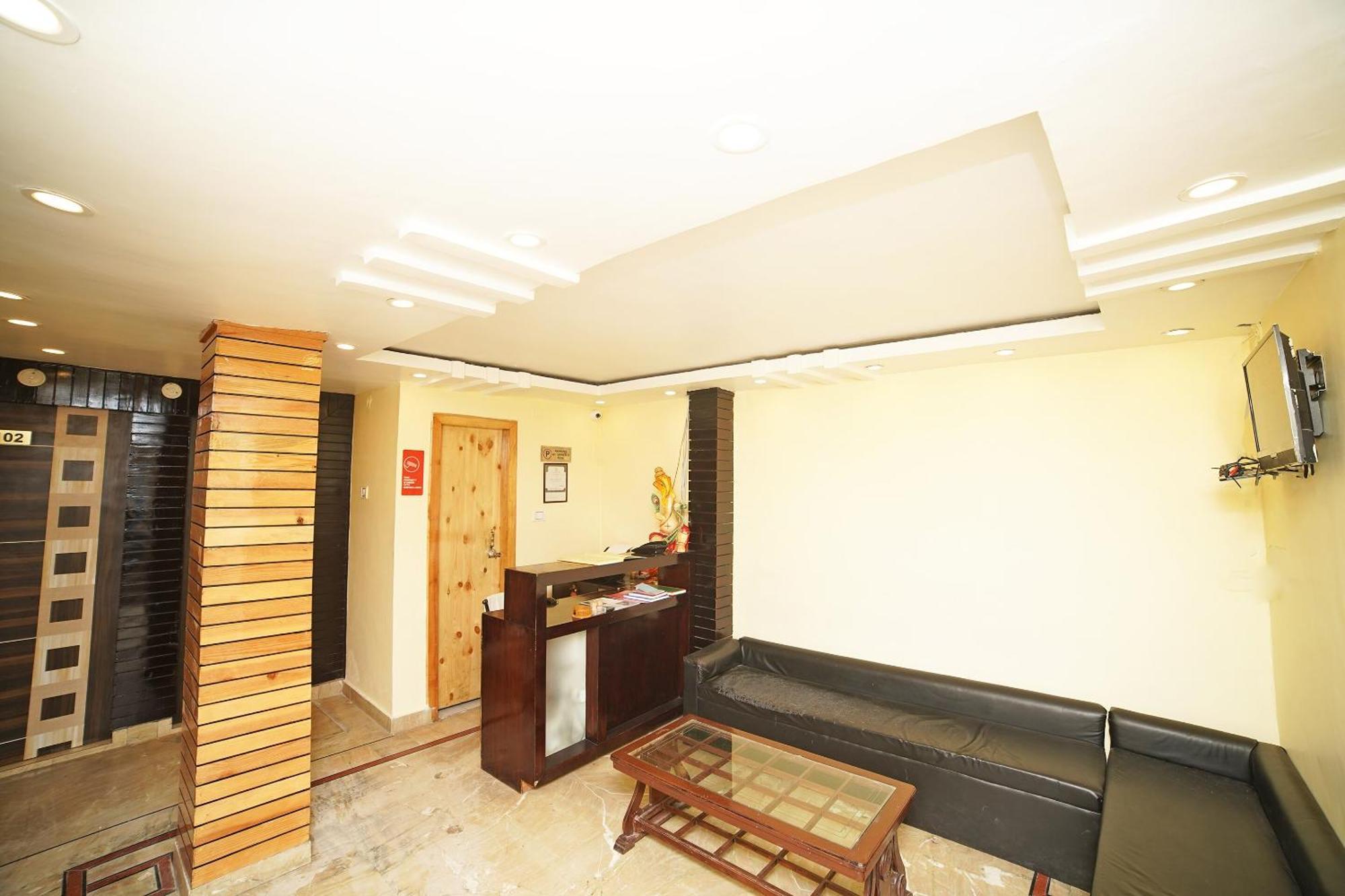 Oyo Flagship 8594 Golden Nest Nainital Exterior foto