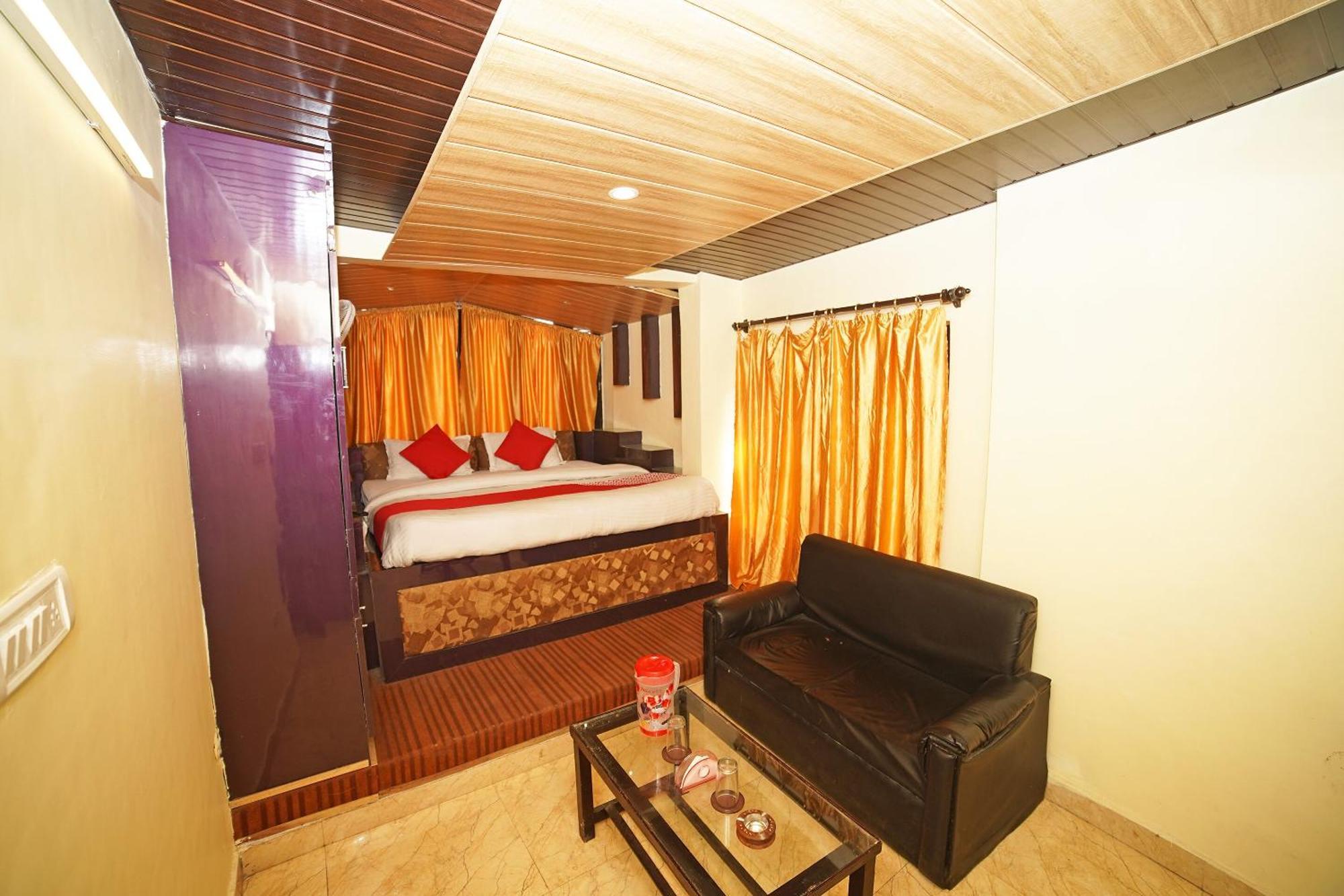 Oyo Flagship 8594 Golden Nest Nainital Exterior foto